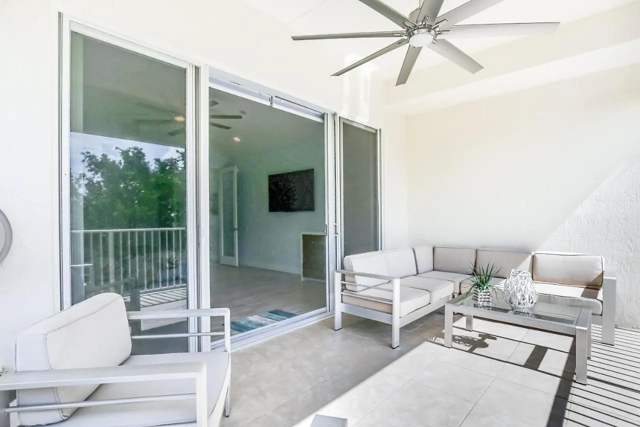 Mariner's Overseas Retreat * Key Largo