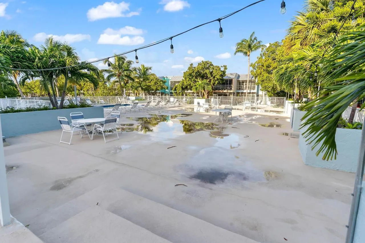 Apartment Voted Key Largo's #1 Destination, Pool, Marina, Kayaks, Tennis, Pickle Ball Key Largo