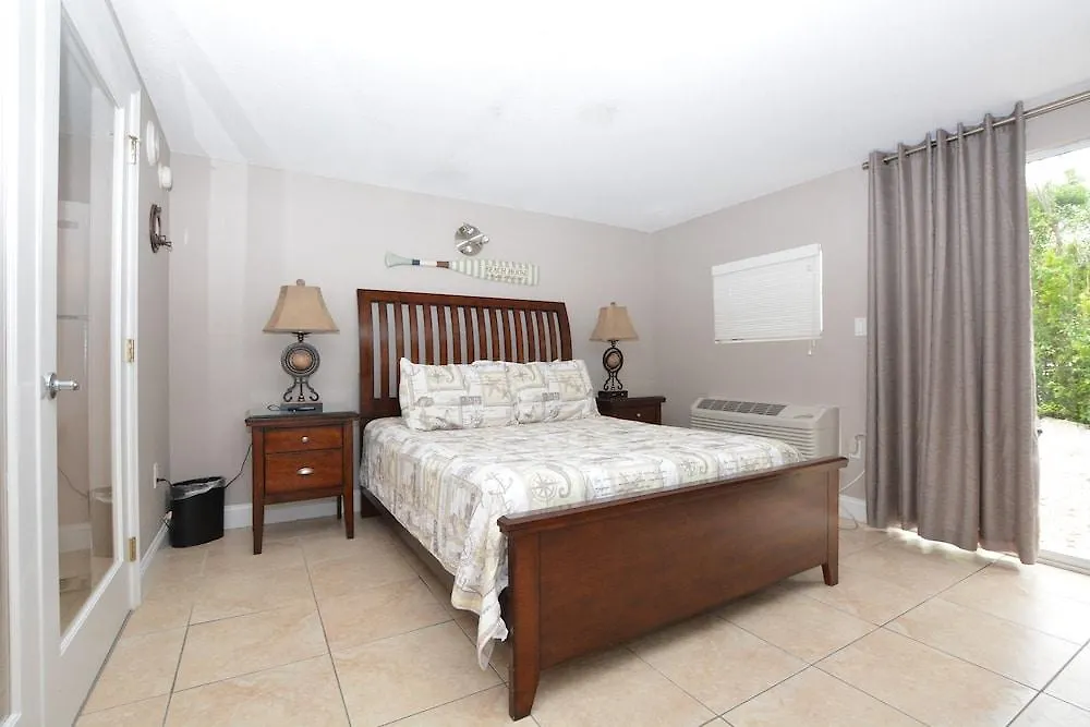 Resort Mariner's Club 3*