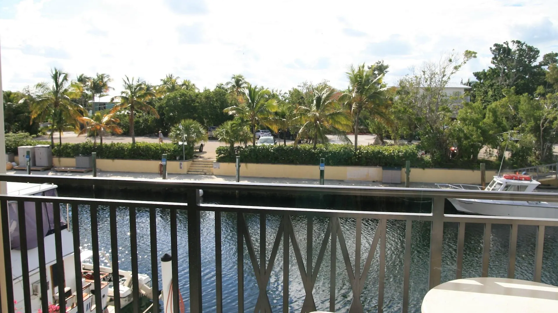 Waterside And Marina Gasthof