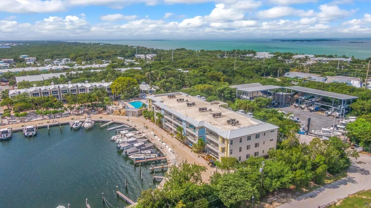 Mariner's Club 3*
