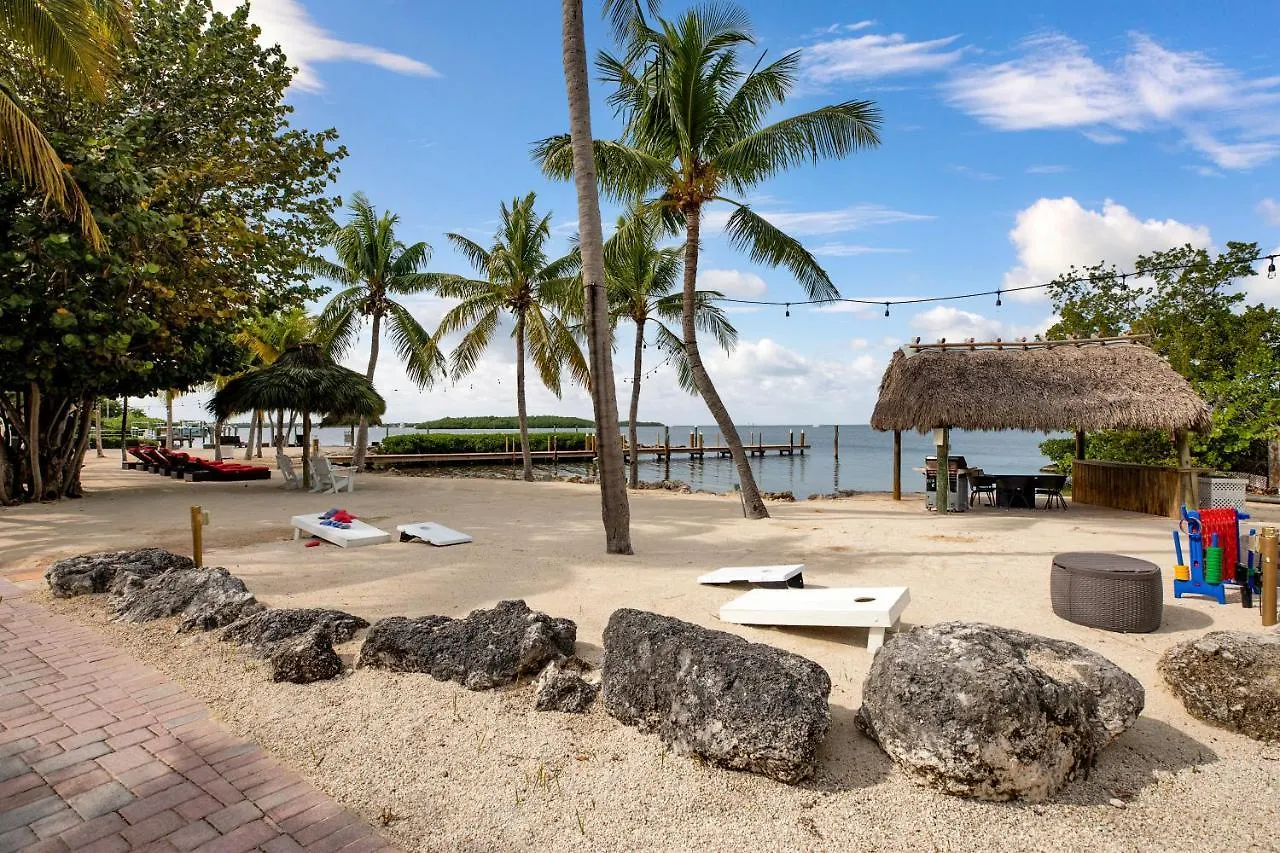 Atlantic Bay Motel 3*
