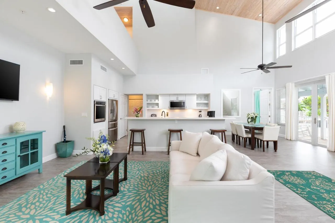 Resort Dolphin Point