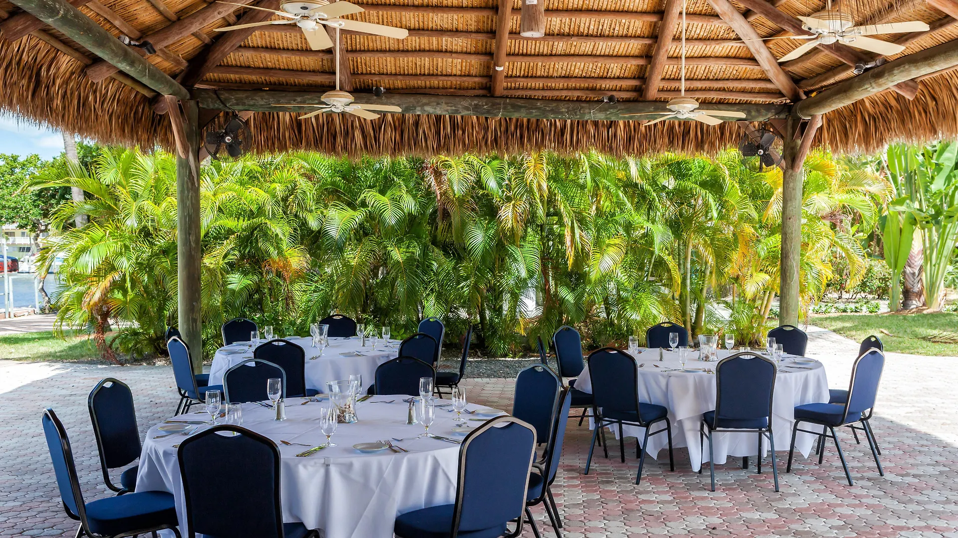 Resort By Ihg 3*