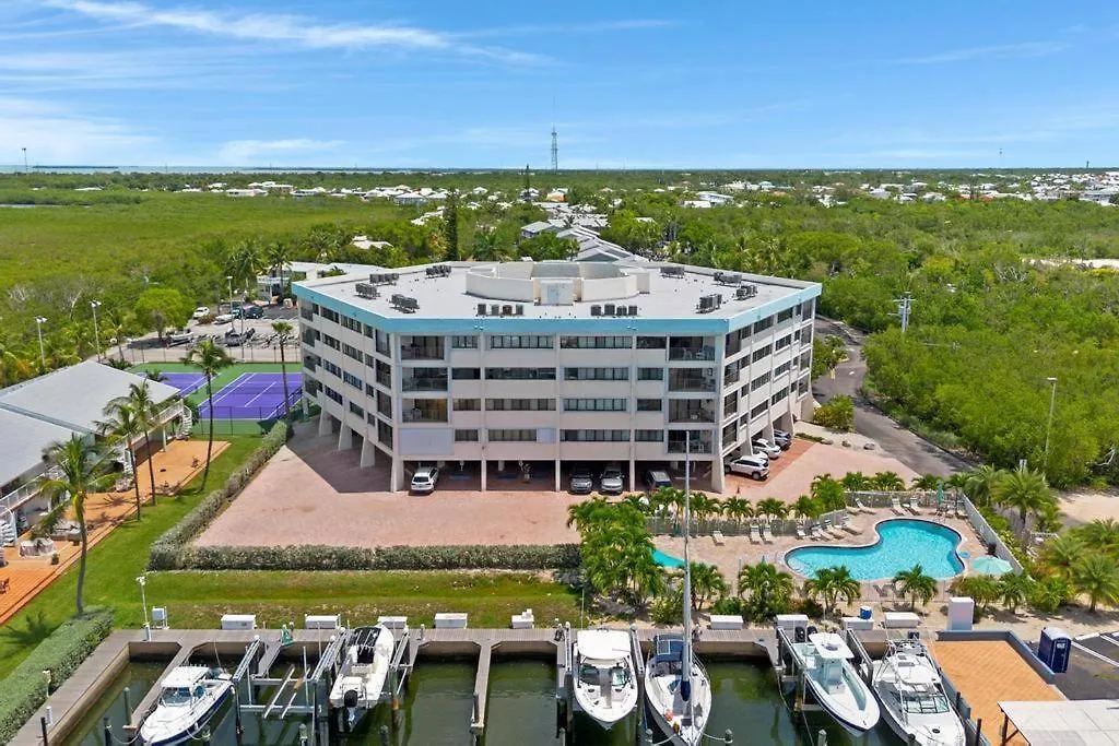 Overlooking Marina/ocean View & Free Golf Cart Key Largo