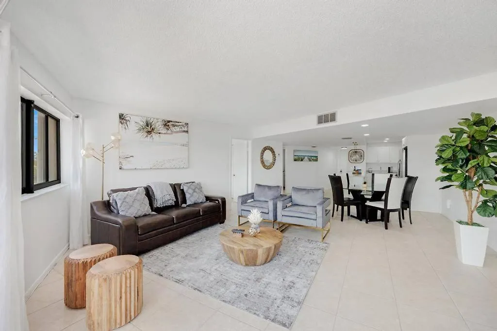 Overlooking Marina/ocean View & Free Golf Cart