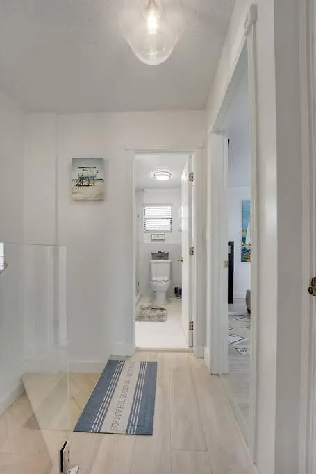 Holiday home Overlooking Saltwater Lagoon Free Golf Cart-kayaks