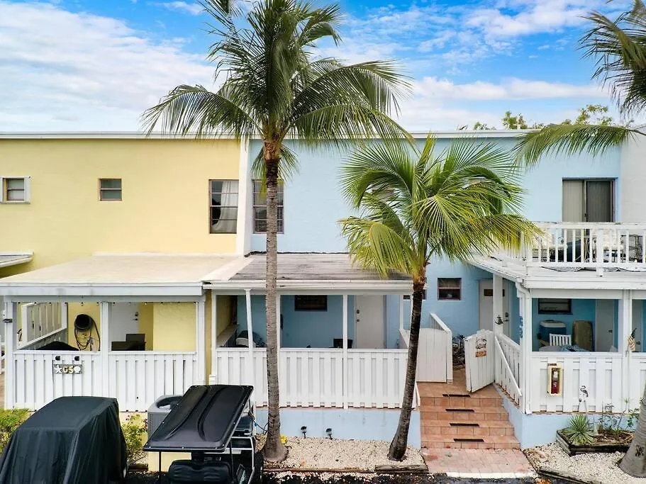 Overlooking Saltwater Lagoon Free Golf Cart-kayaks Holiday home Key Largo