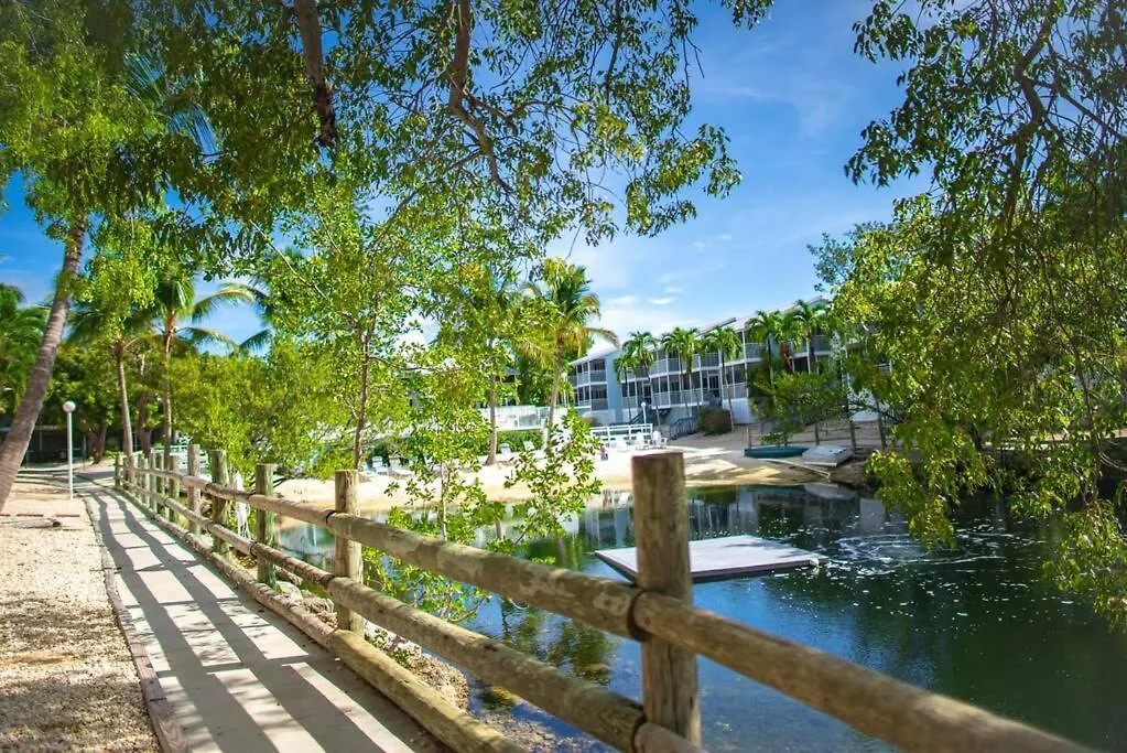 Holiday home Overlooking Saltwater Lagoon Free Golf Cart-kayaks