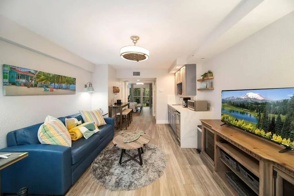 Holiday home Vacay Vibes-2 Pools, Pickleball, Coffee Bar, 2 Jacuzzis, Food Truck *
