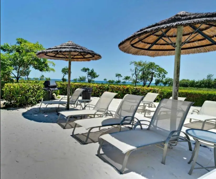 Holiday home Vacay Vibes-2 Pools, Pickleball, Coffee Bar, 2 Jacuzzis, Food Truck *
