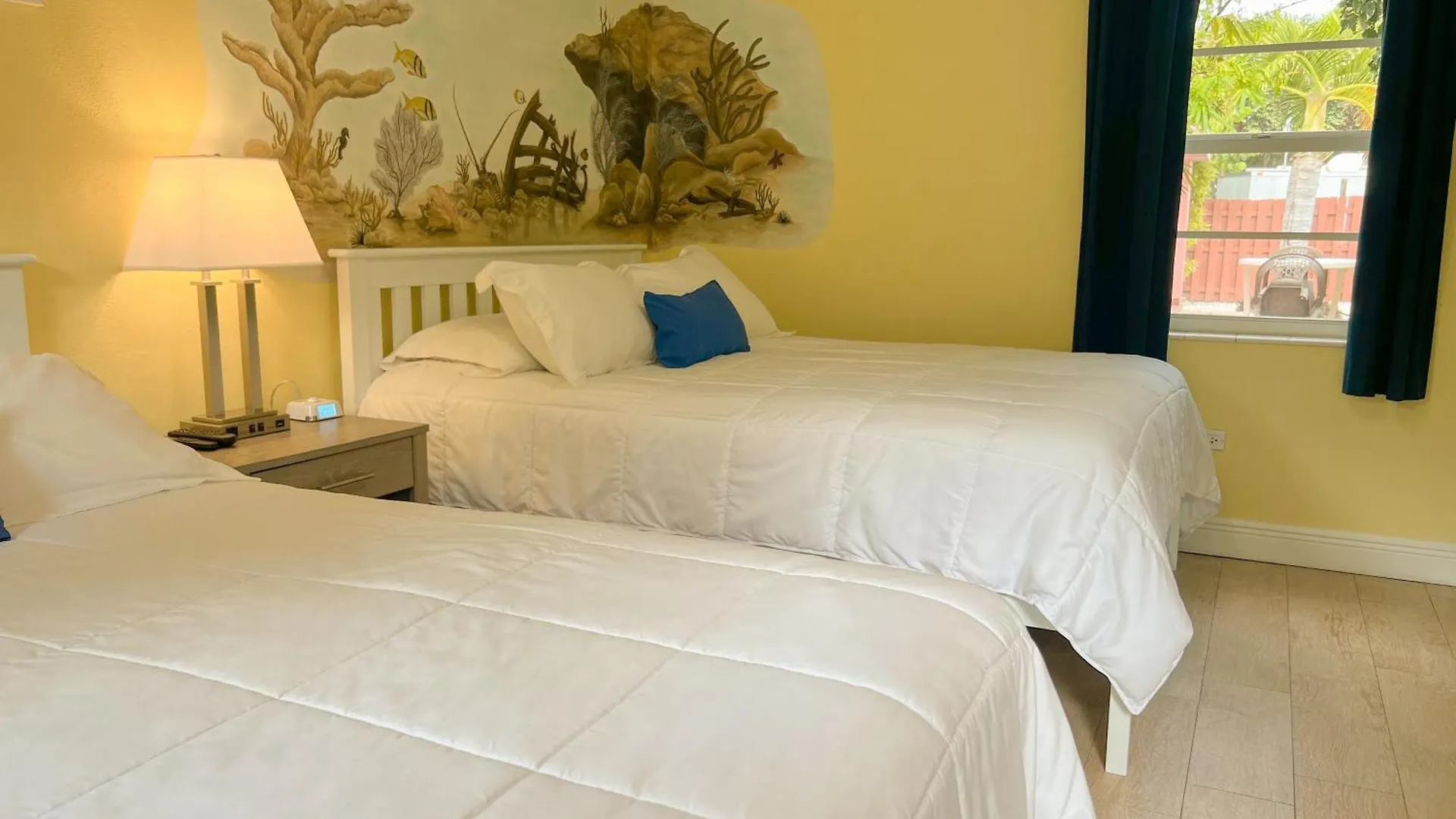 Motel Sunset Cove 2*