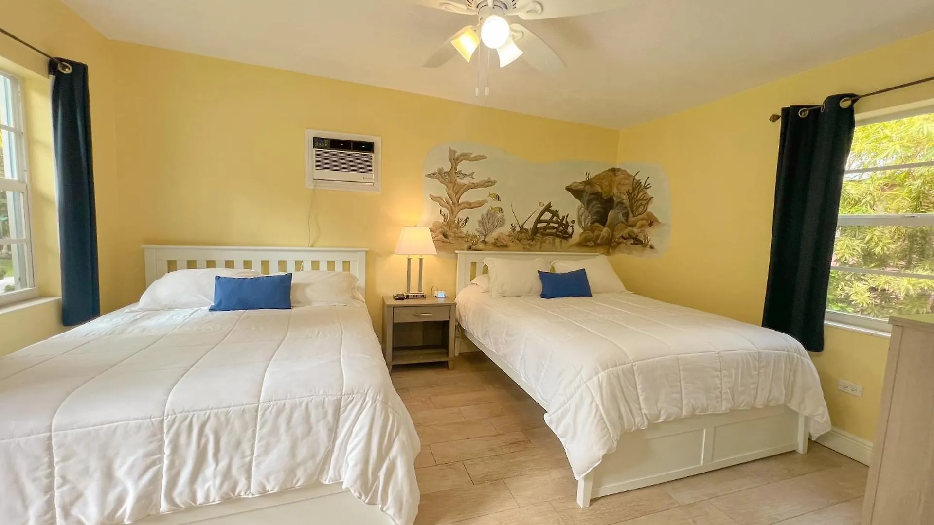 Sunset Cove Motel
