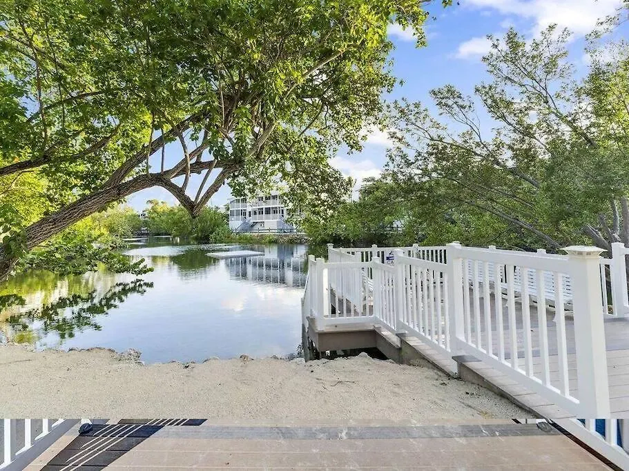 Kawama L1 In Key Largo, Beach, Lagoon, Pools, Tennis, Free Bikes And Canoes *