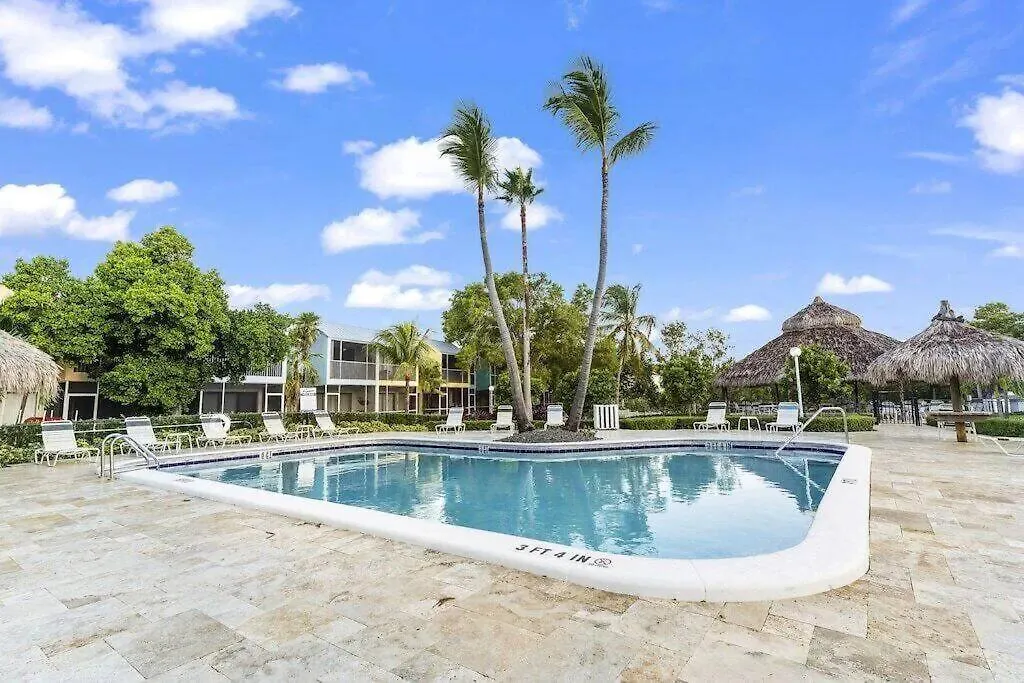 Kawama K1 In Key Largo, Beach, Lagoon, Pools, Tennis, Free Bikes And Canoes Holiday home Key Largo