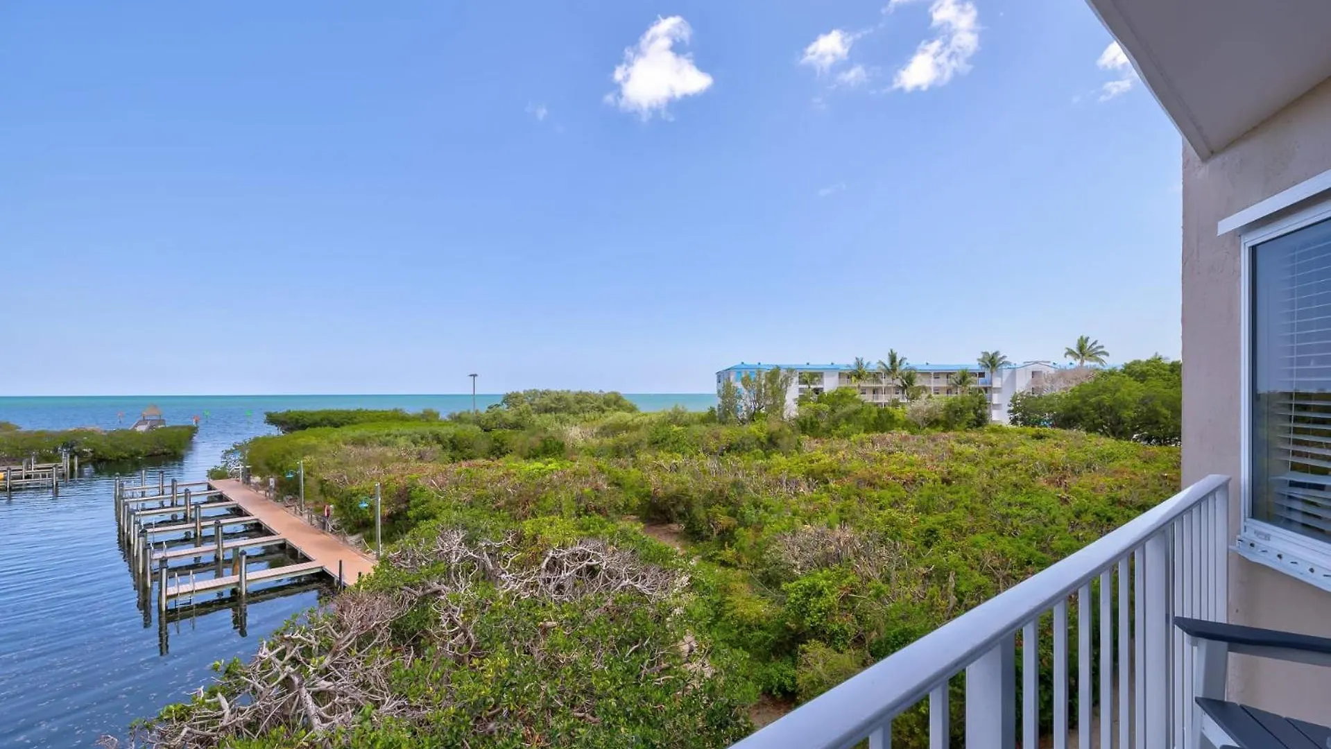 Flamingo Flats Ocean Pointe 5306 *