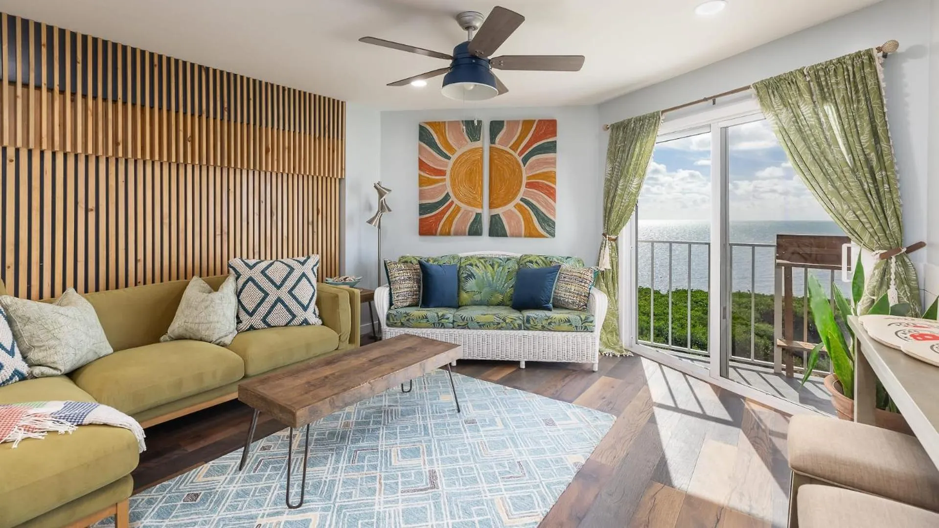 Sunshine Paradise Ocean Pointe 4402 Holiday home *