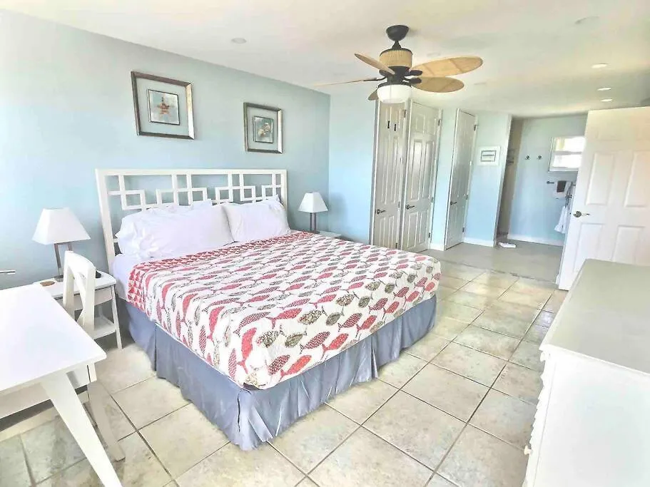 New Tropical Escape Sea Gulls 407 Holiday home *