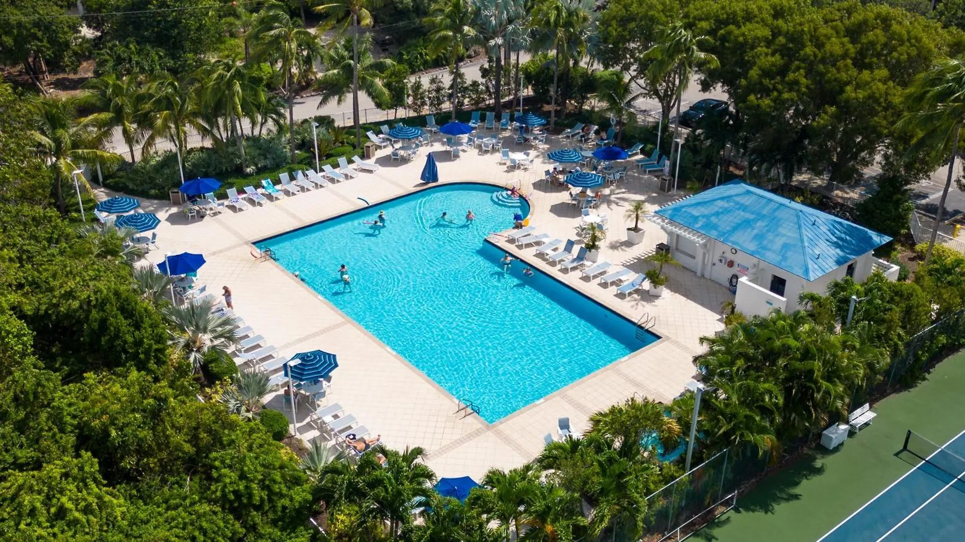 Sunrise Sanctuary - Floor Ocean Pointe 2415 Apartment