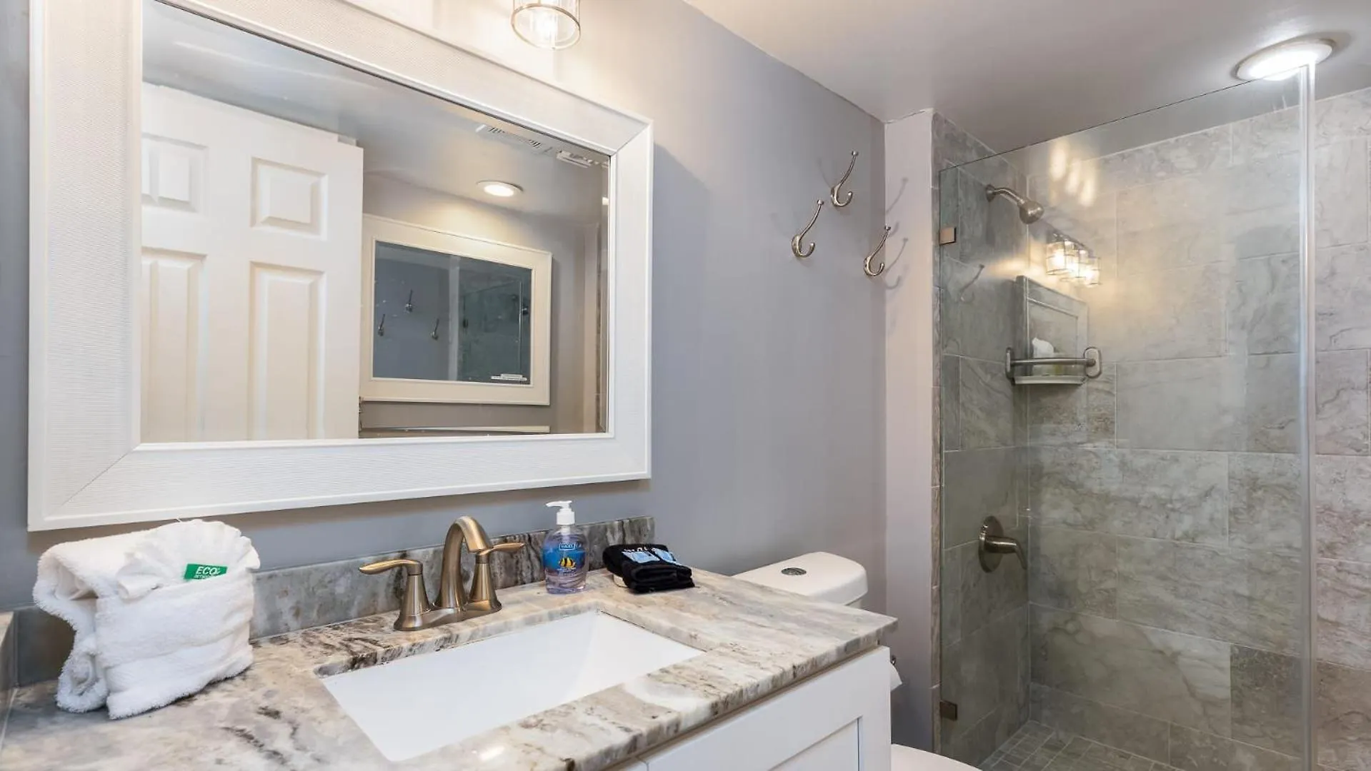 Sea View And Sunrise Floor Ocean Pointe 2412 Holiday home Key Largo