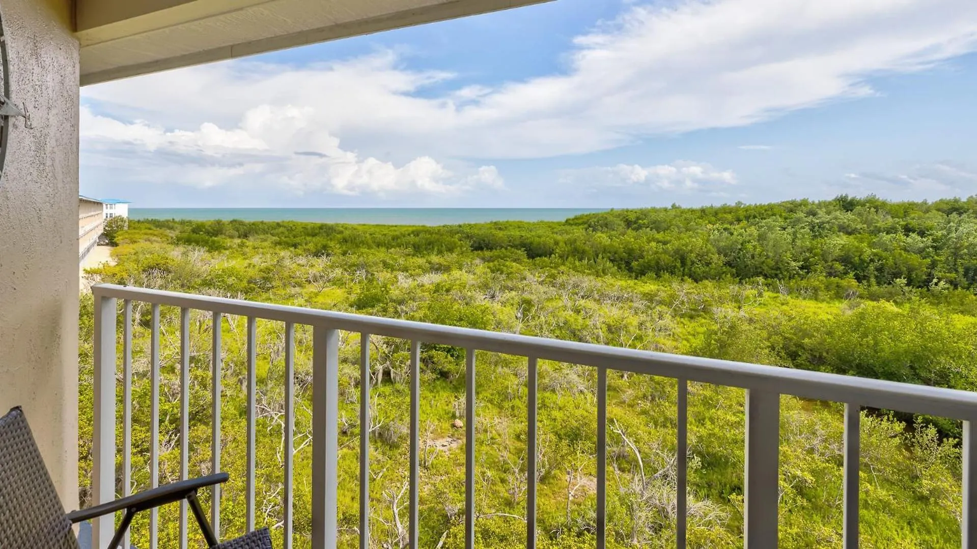 Holiday home Sea View And Sunrise Floor Ocean Pointe 2412
