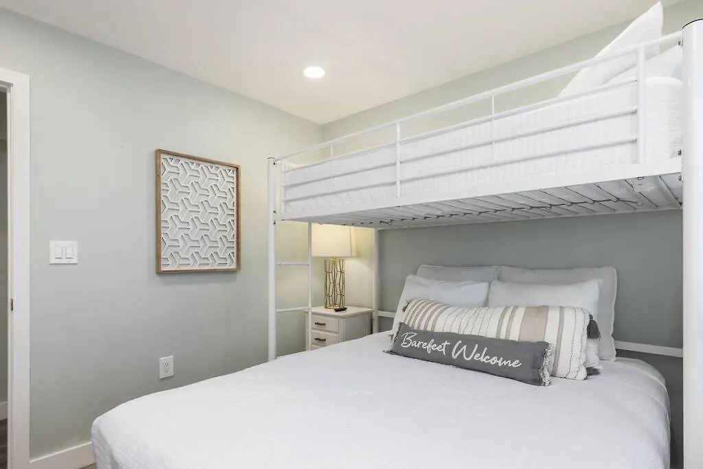 Ocean View Corner Penthouse Ocean Pointe 5416 Holiday home *