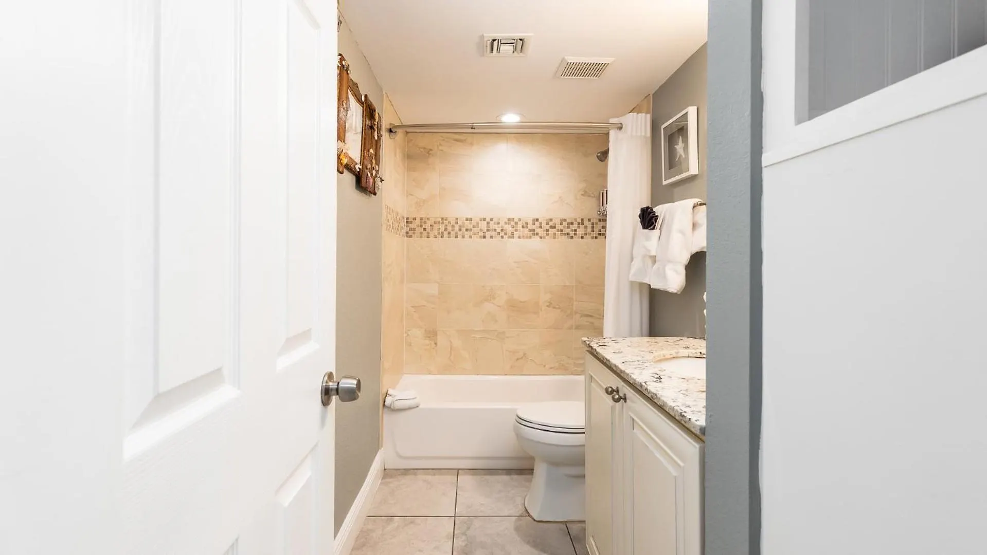 Starfish Seas Ocean Pointe 1302 Key Largo