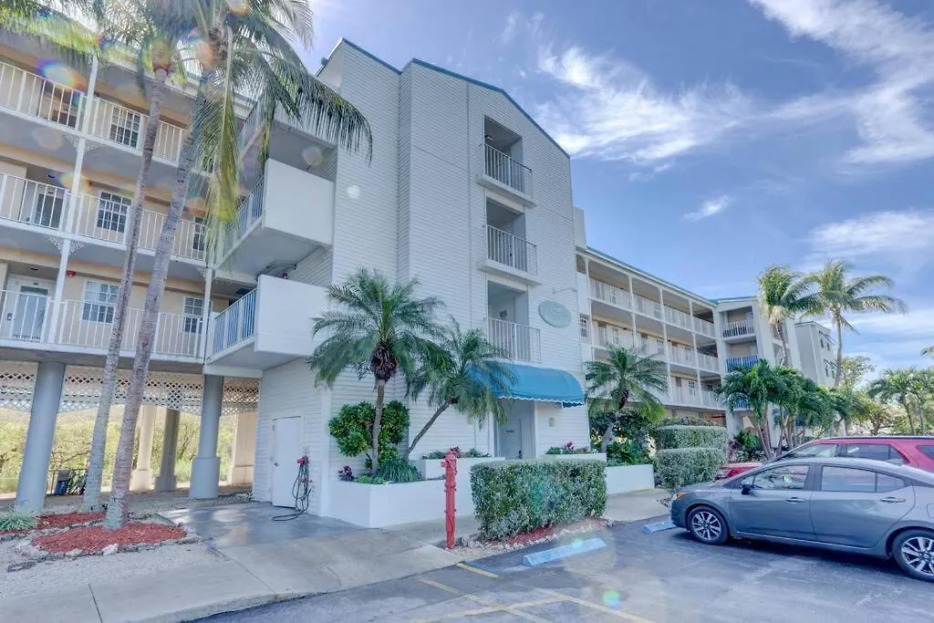 Holiday home It's Tiki Time In The Keys Ocean Pointe 1413 Key Largo