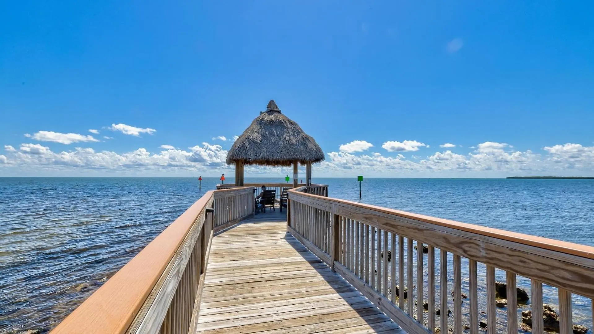 Modern And Coastal 3212 Is Across From Pool *