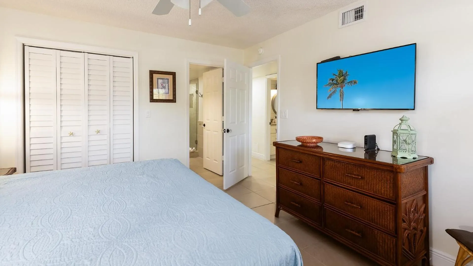 Modern And Coastal 3212 Is Across From Pool
