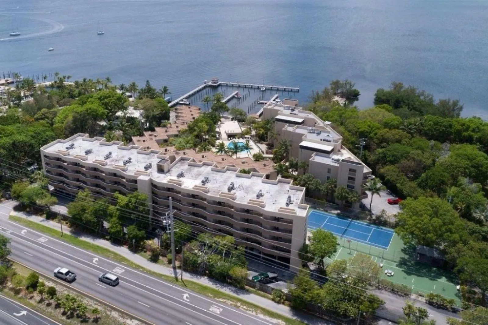 B 105 Moon Bay Apartment *