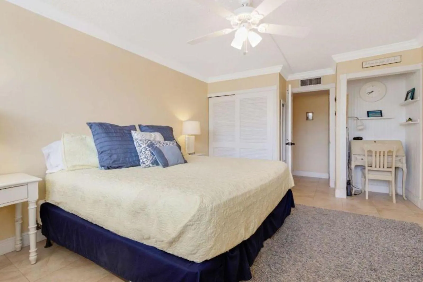 B 105 Moon Bay Apartment Key Largo