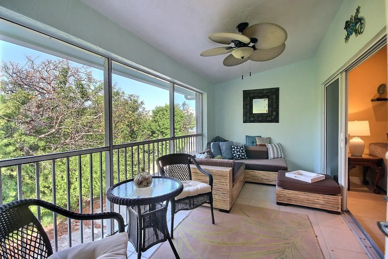 Apartment 804 Mariners Club