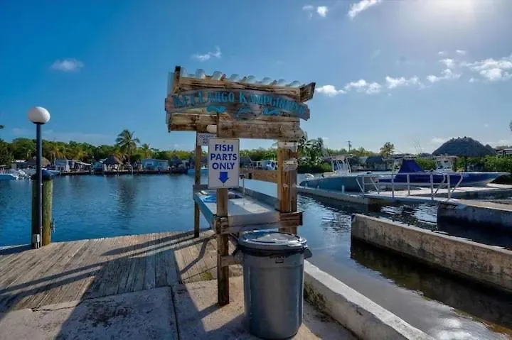 Campsite Rv By The Sea - Glamping In The Keys - Sleeps 6 *