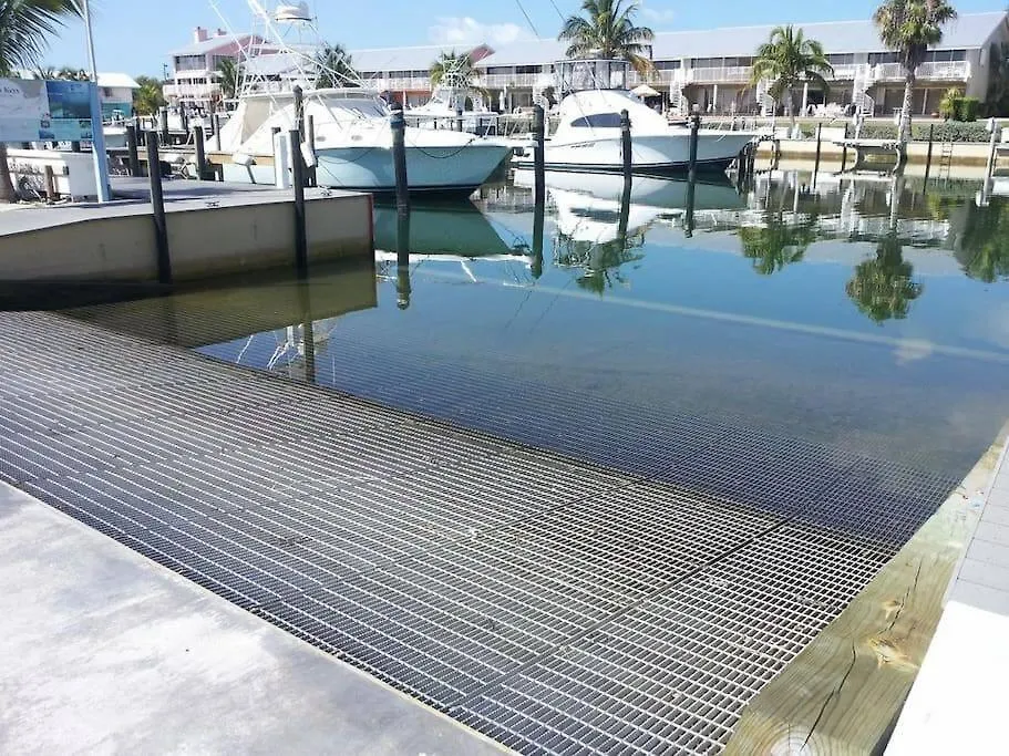 Sunrise Escape - Ocean Front - Sleeps 10 Key Largo