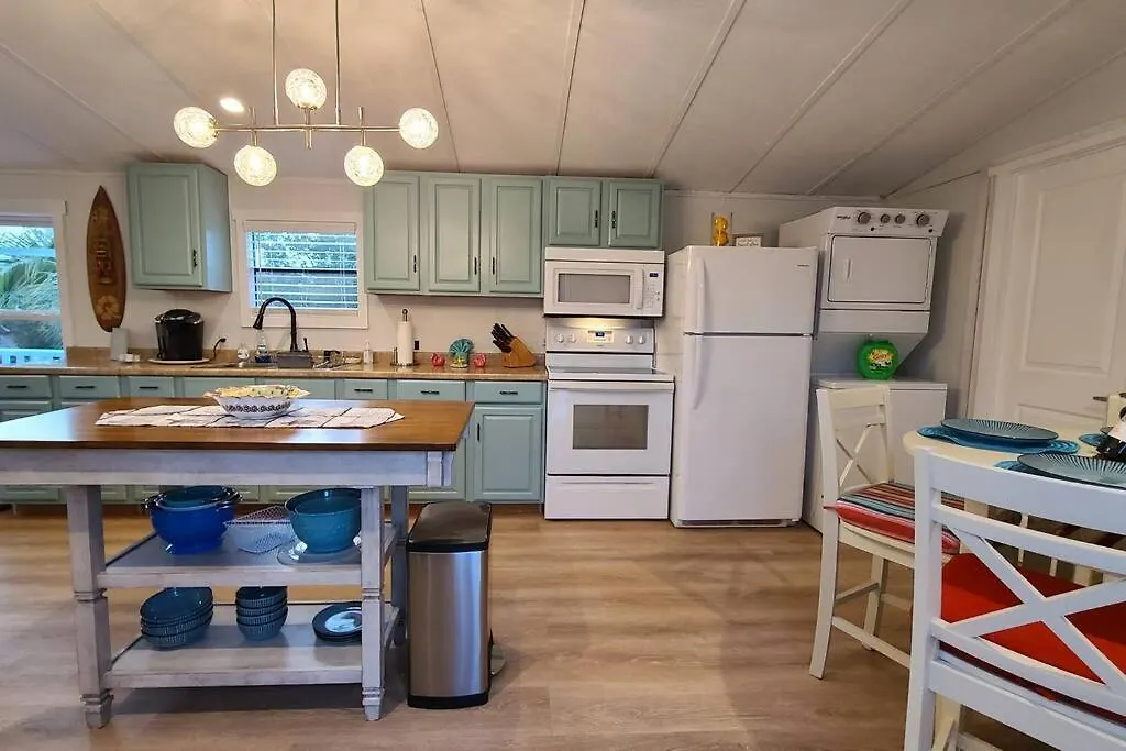 Tidemark - Private Swim Spa, Tiki, 200ft Of Waterfront Dockage Holiday home *
