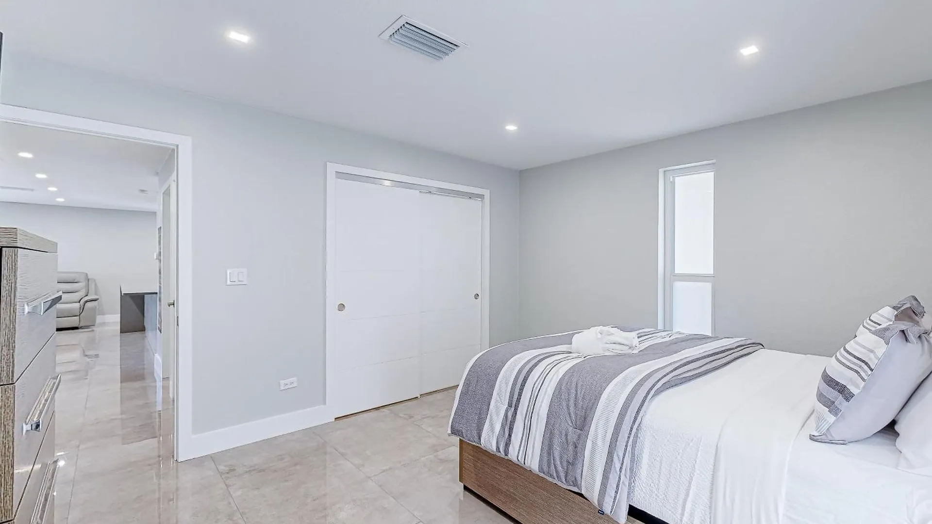 Holiday home Ocean Breeze Refuge *