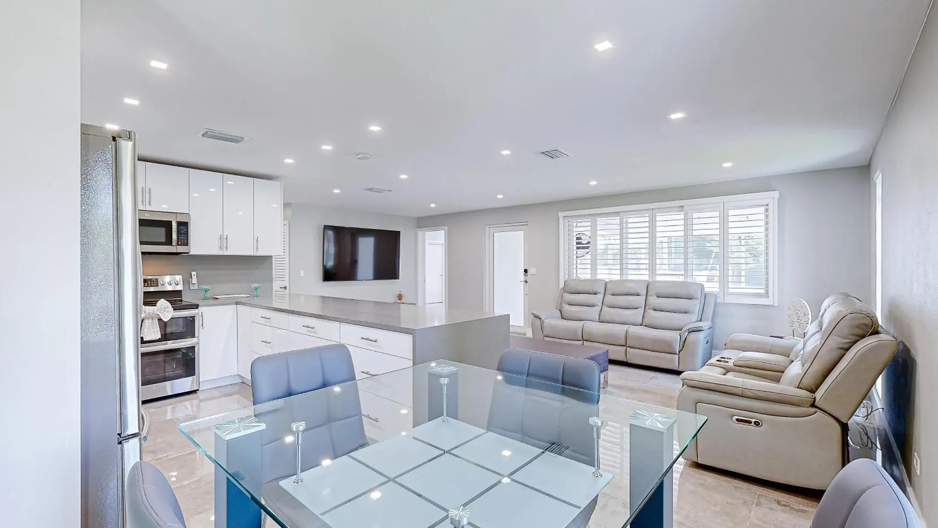Ocean Breeze Refuge Holiday home