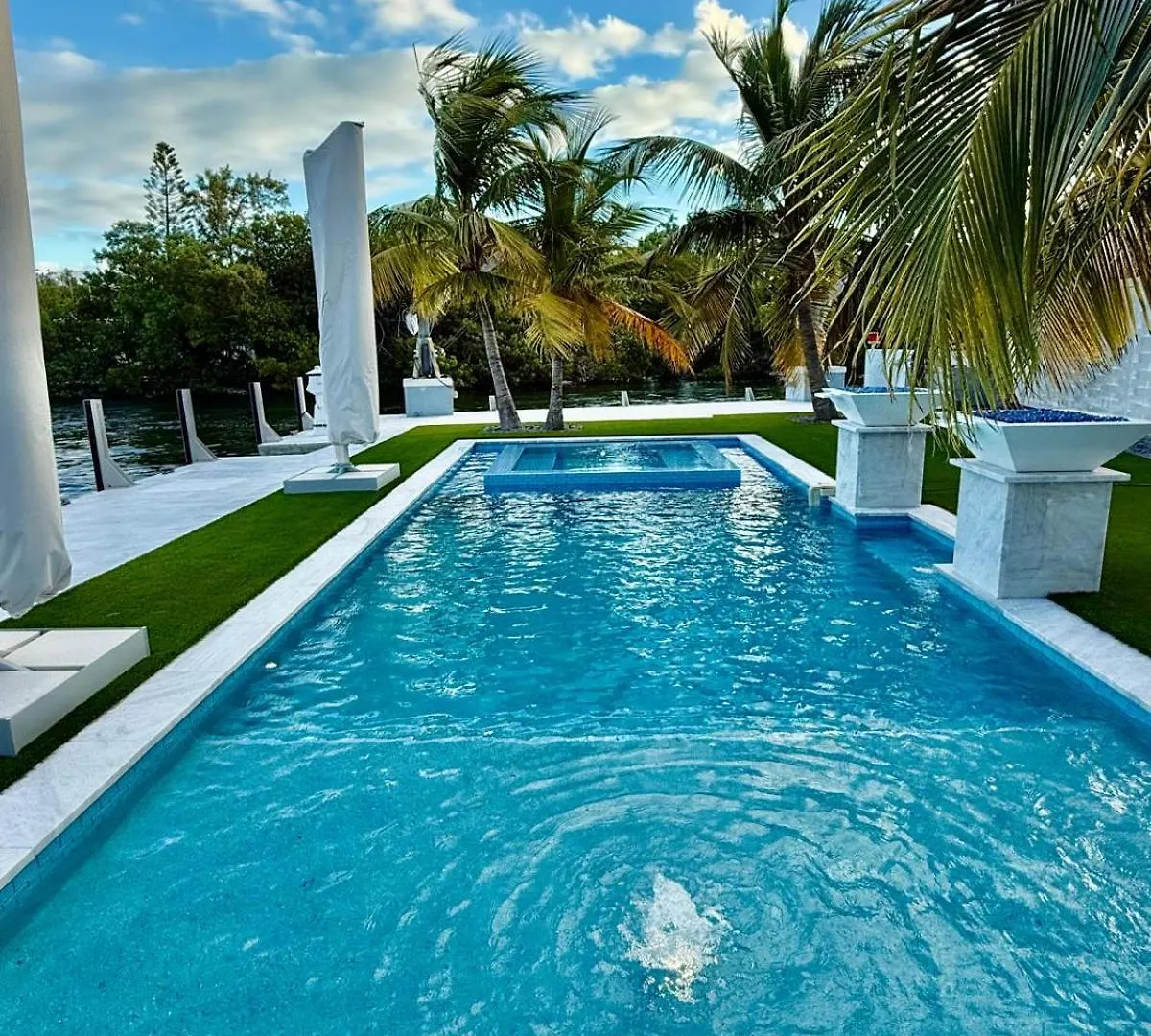Oasis Villa *