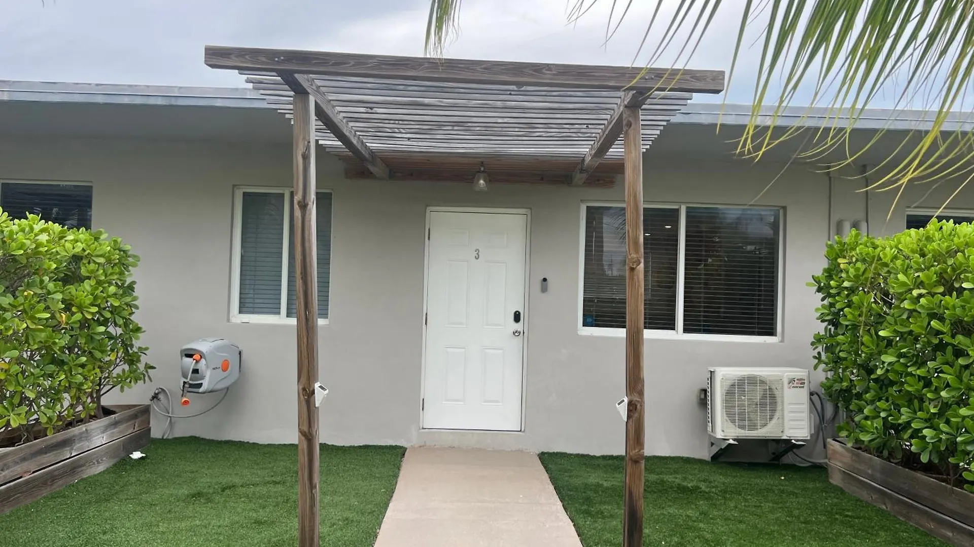 Waterfront 3 Key Largo
