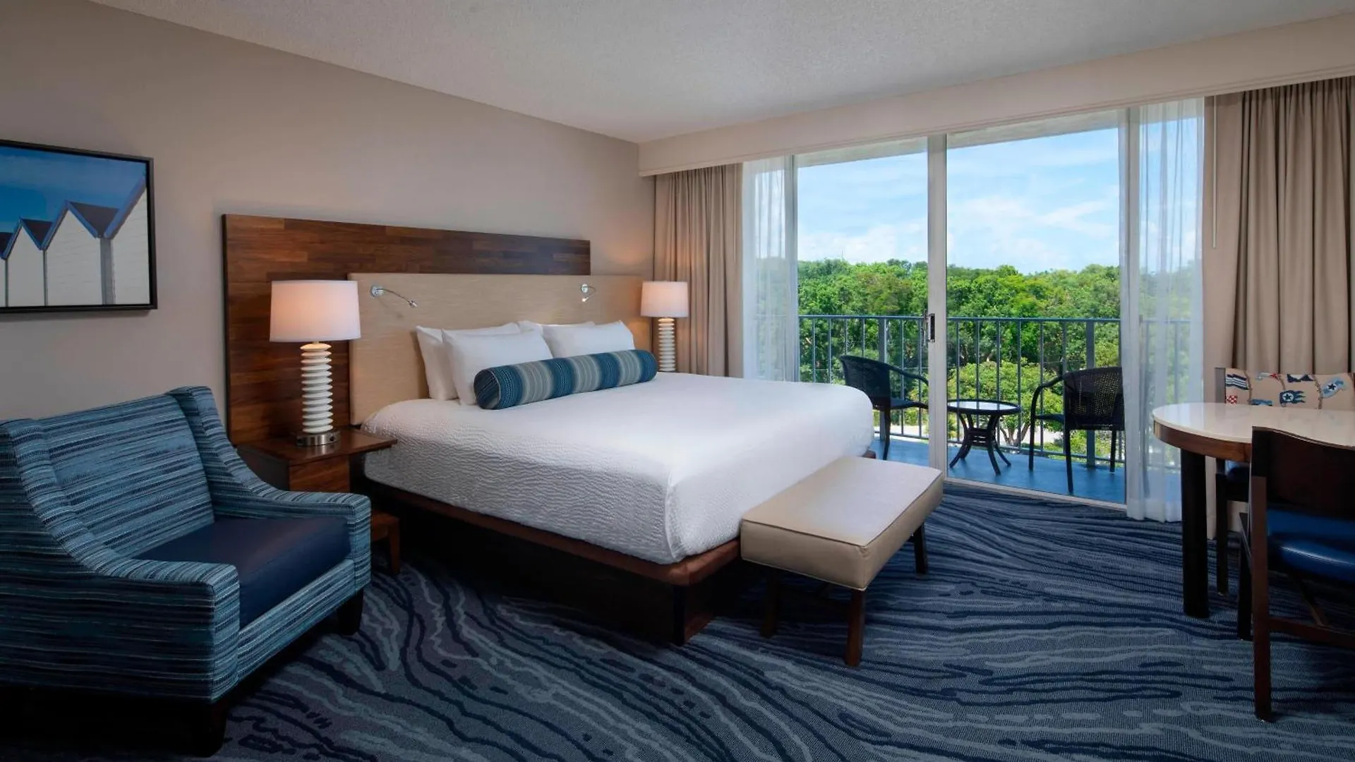 Courtyard By Marriott 3*