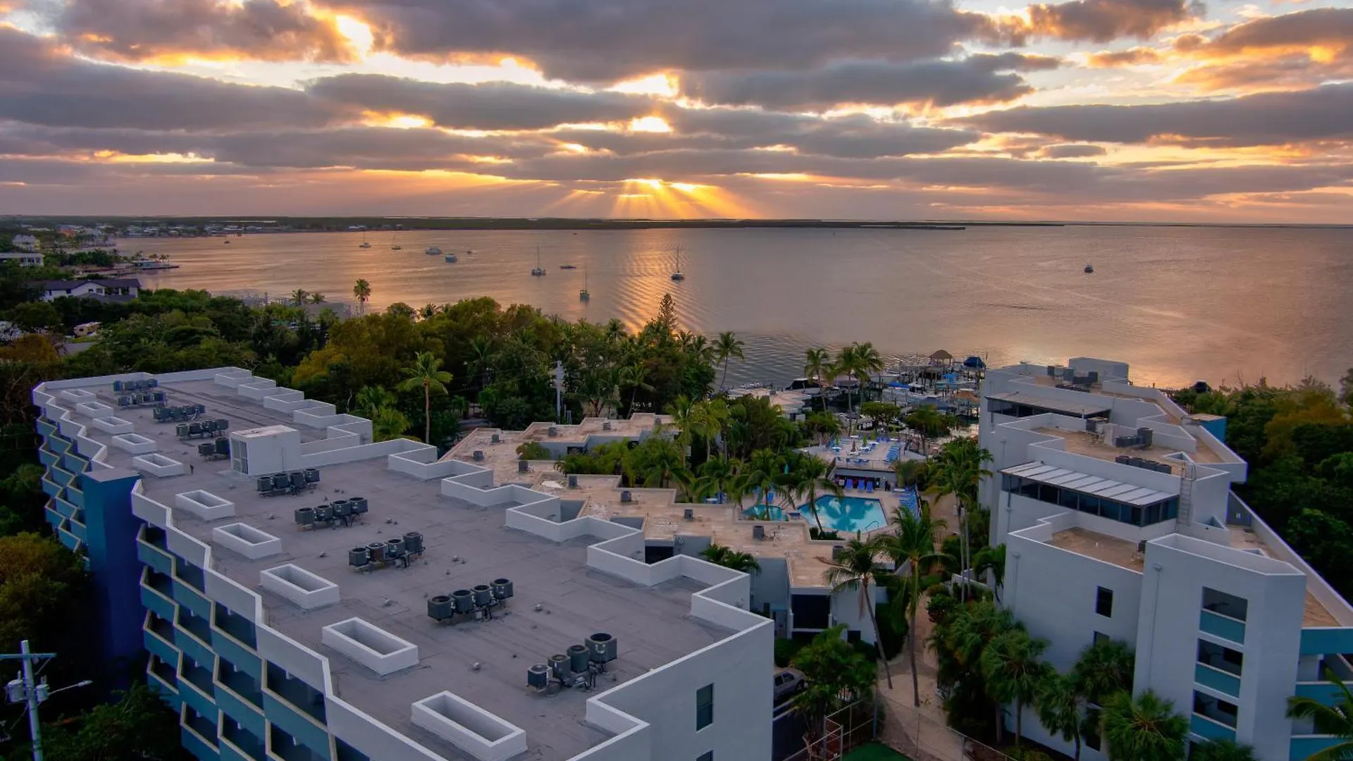 2br In W Pool And Sunset Views * Key Largo