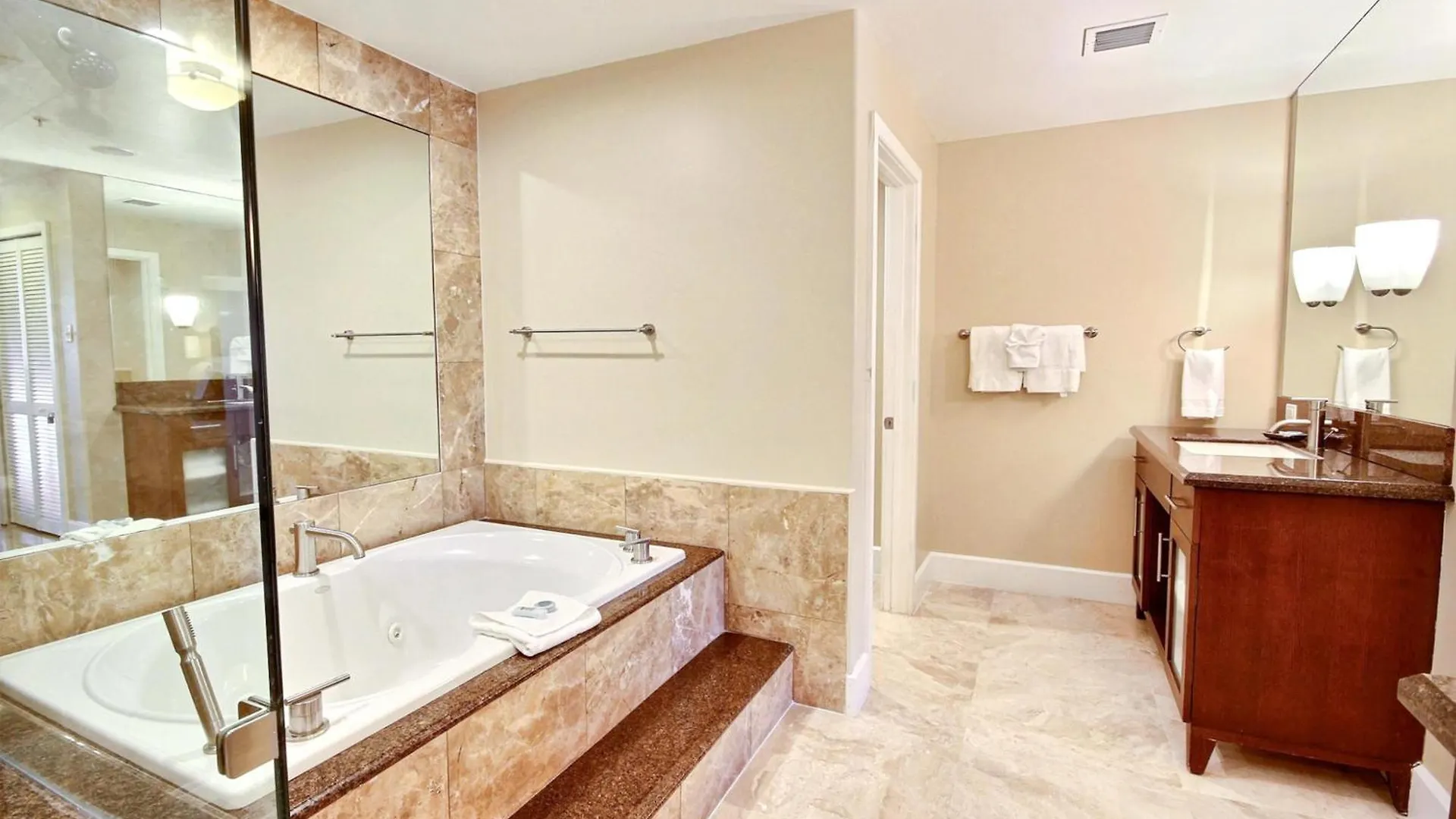 115 Mariners Club Apartment Key Largo