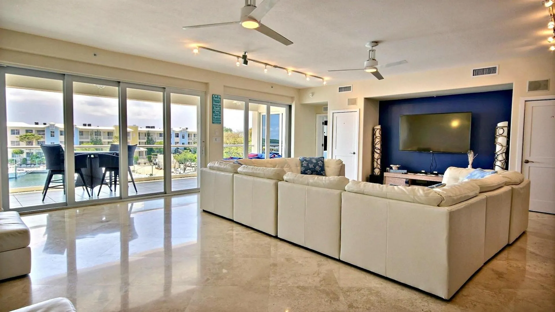 Apartment 136 Mariners Club Key Largo