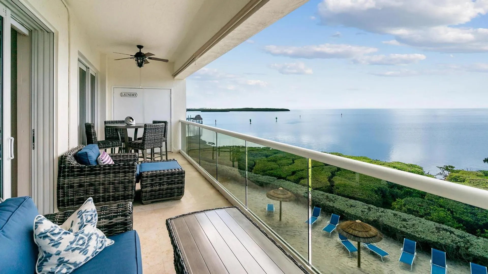 Apartment 335 Mariners Club