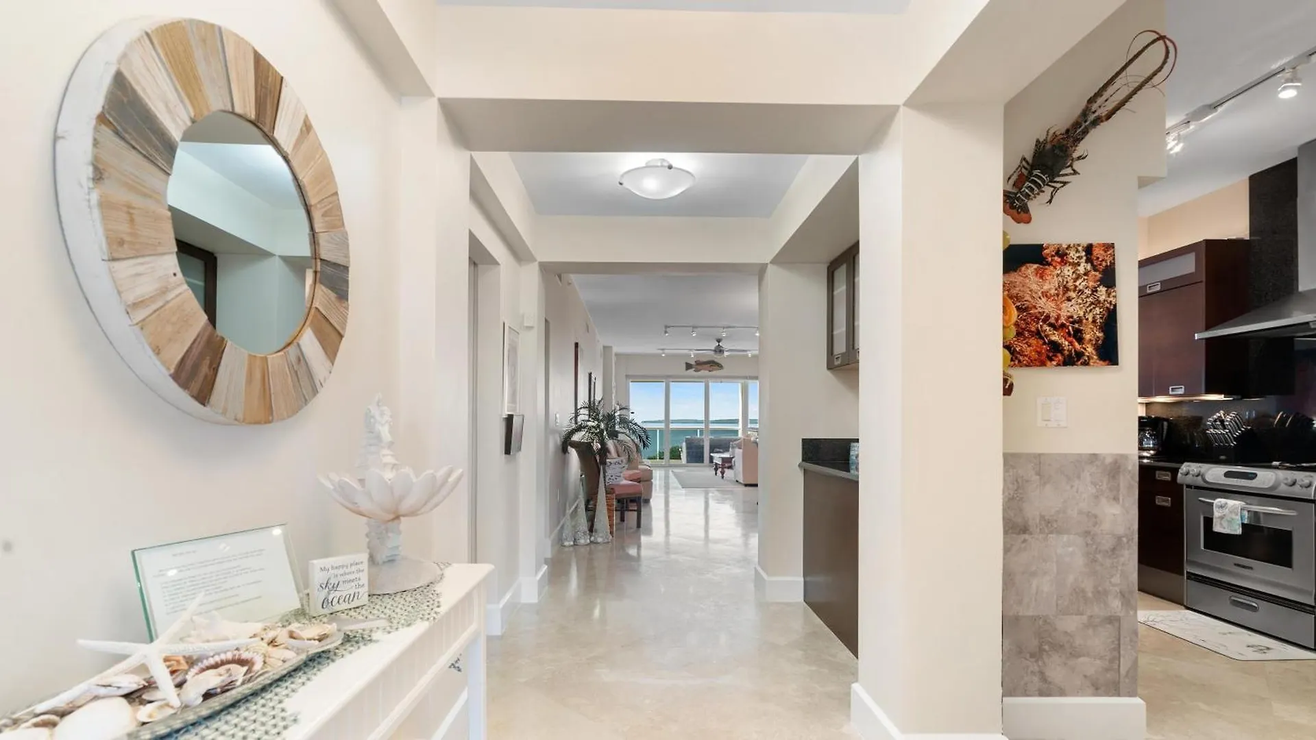 Apartment 335 Mariners Club *