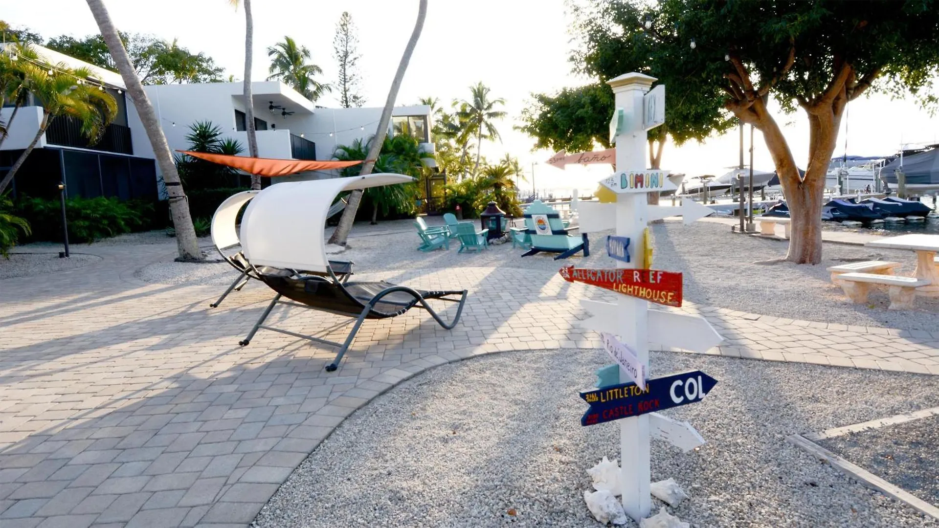 C 14 Moon Bay Key Largo