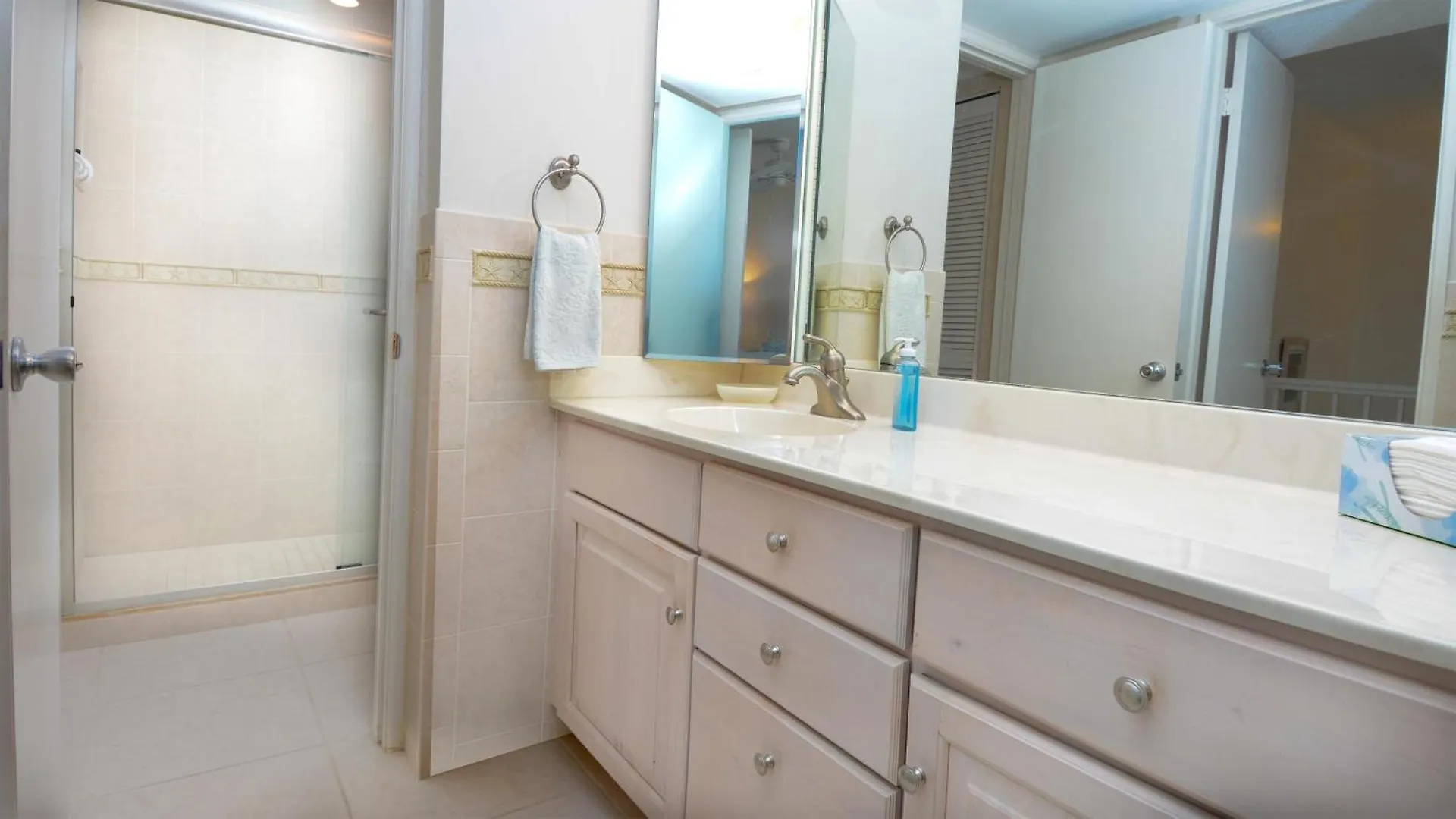 C 14 Moon Bay Apartment Key Largo