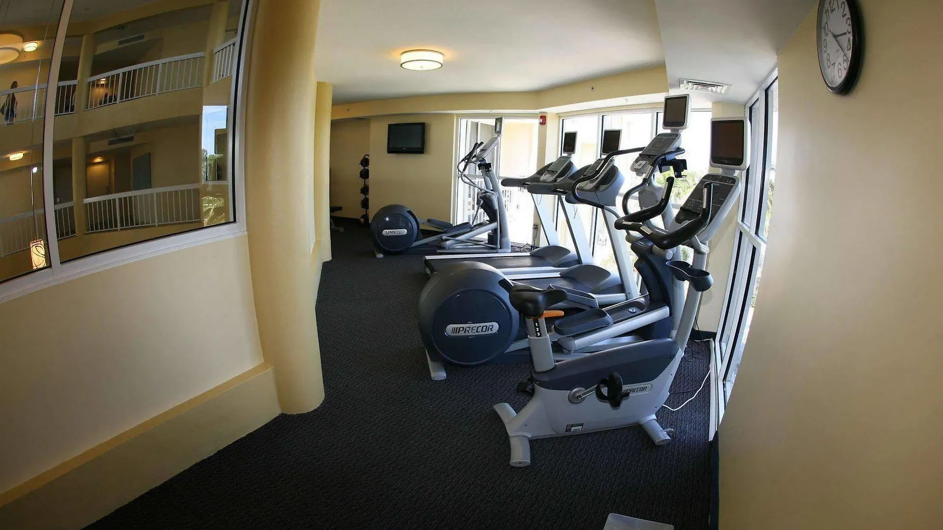 Courtyard By Marriott