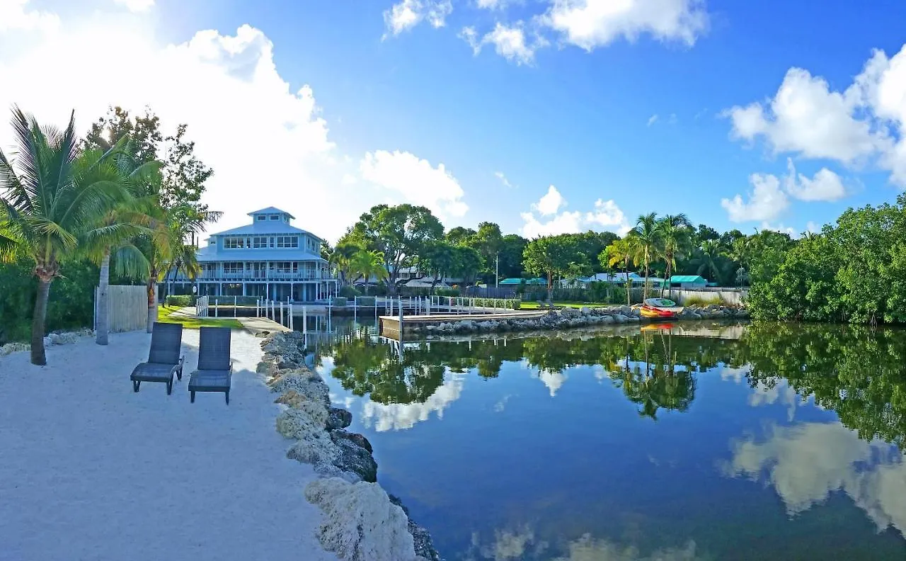 Dolphin Point 3* Key Largo